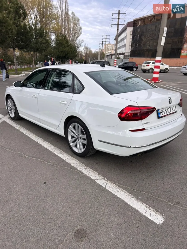 2018 Volkswagen Passat - мініатюра 17