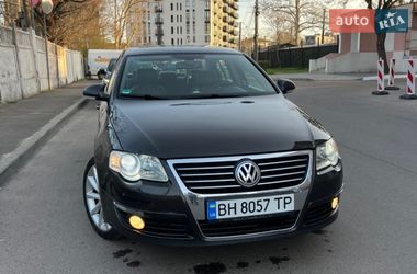 Седан Volkswagen Passat 2006 в Одессе