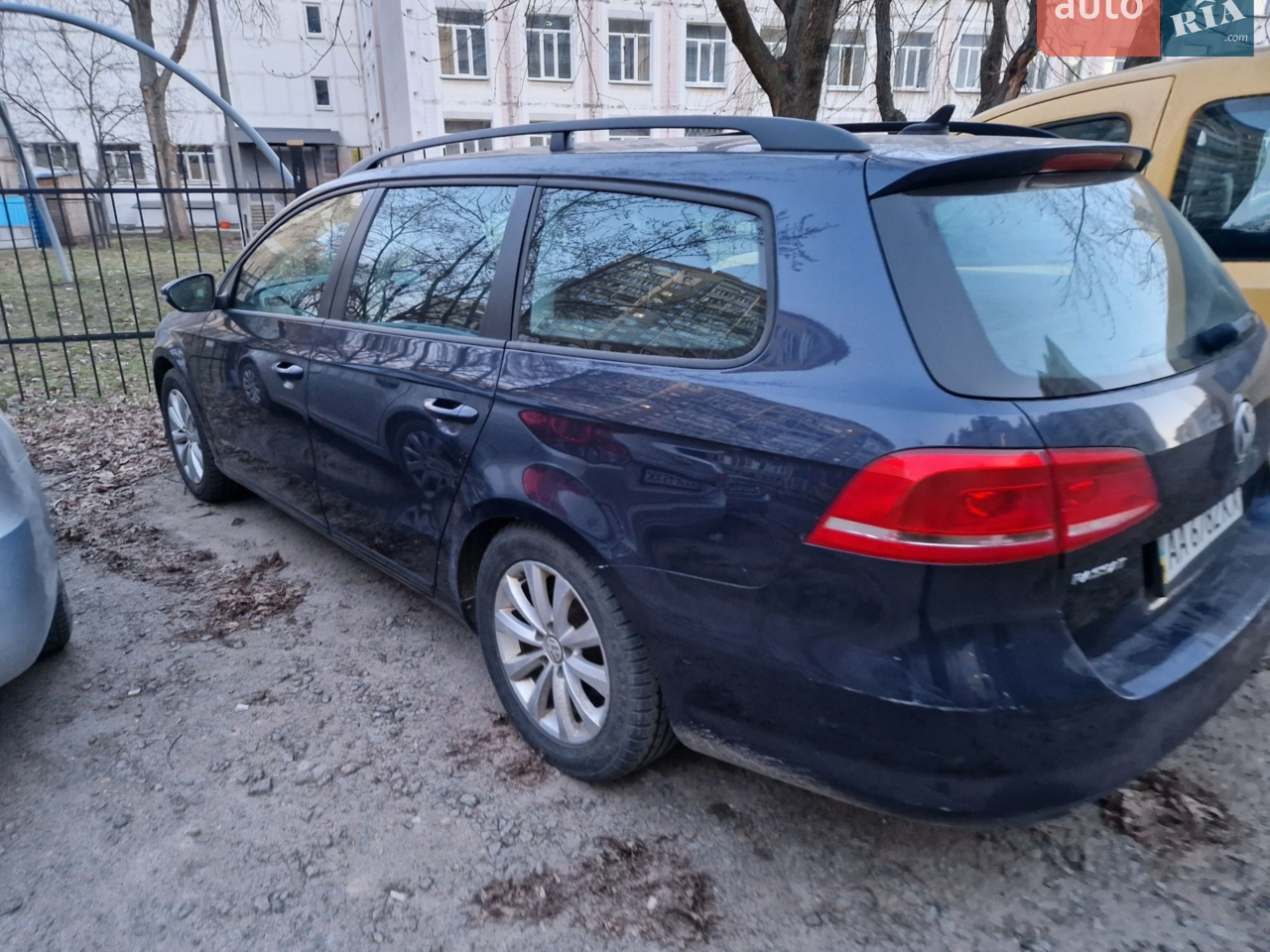 2010 Volkswagen Passat - мініатюра 27
