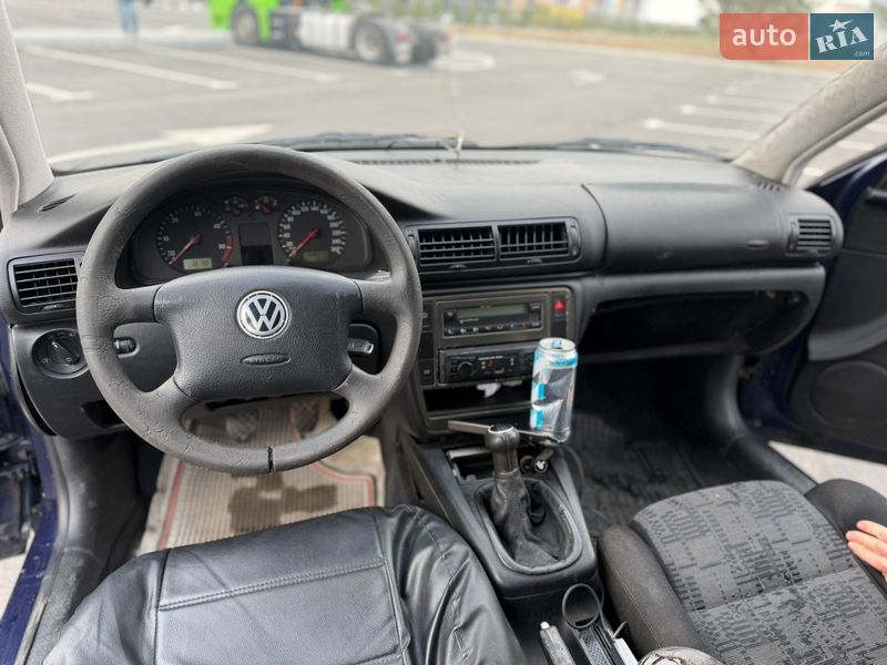 Универсал Volkswagen Passat 1999 в Ровно