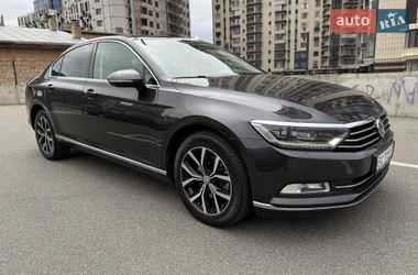 Седан Volkswagen Passat 2018 в Хмельницком
