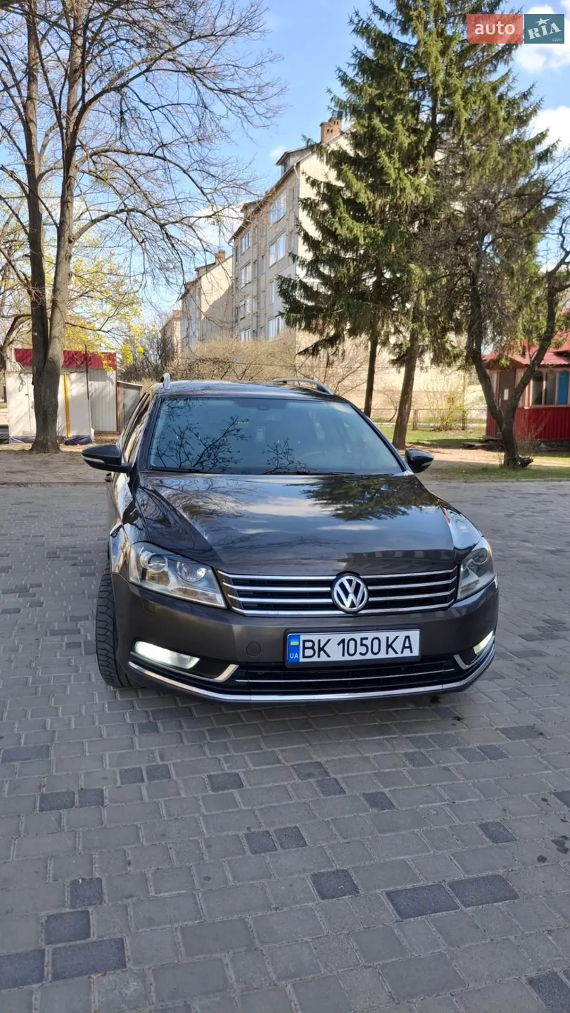 2011 Volkswagen Passat - мініатюра 4