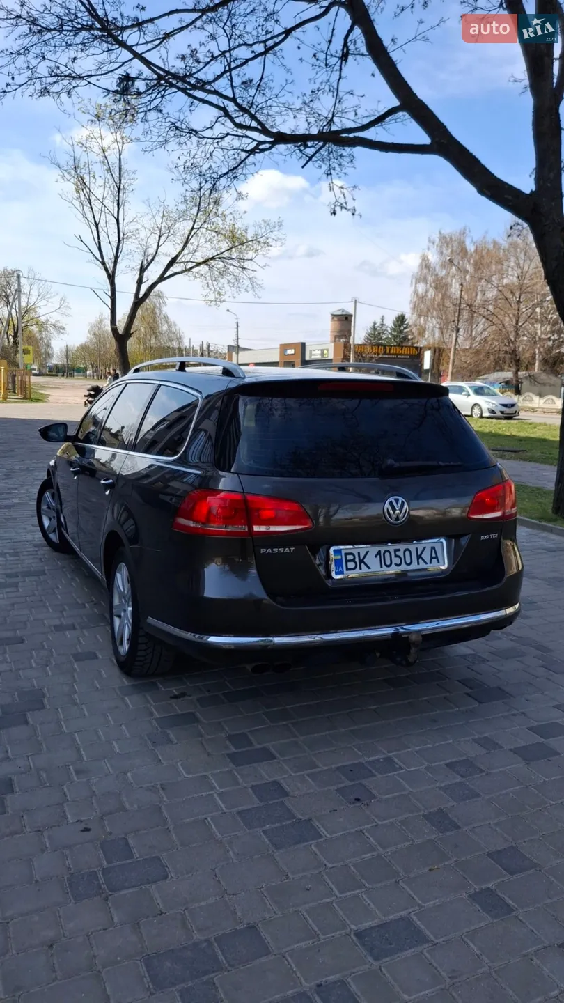 2011 Volkswagen Passat - мініатюра 11