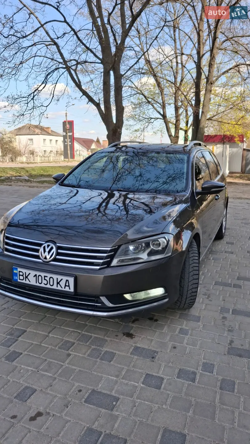 2011 Volkswagen Passat - мініатюра 16