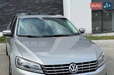 Седан Volkswagen Passat 2014 в Ровно
