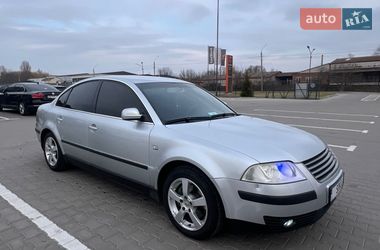 Седан Volkswagen Passat 2003 в Виннице