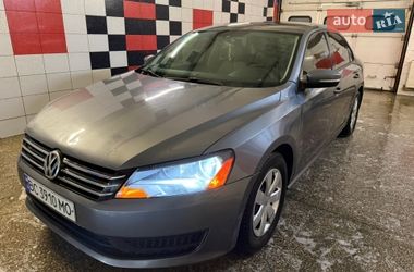 Седан Volkswagen Passat 2014 в Долині
