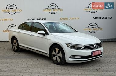 Седан Volkswagen Passat 2017 в Рівному