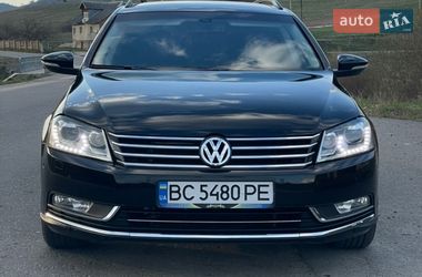 Універсал Volkswagen Passat 2013 в Львові