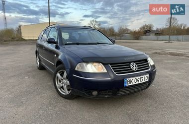 Универсал Volkswagen Passat 2001 в Гостомеле