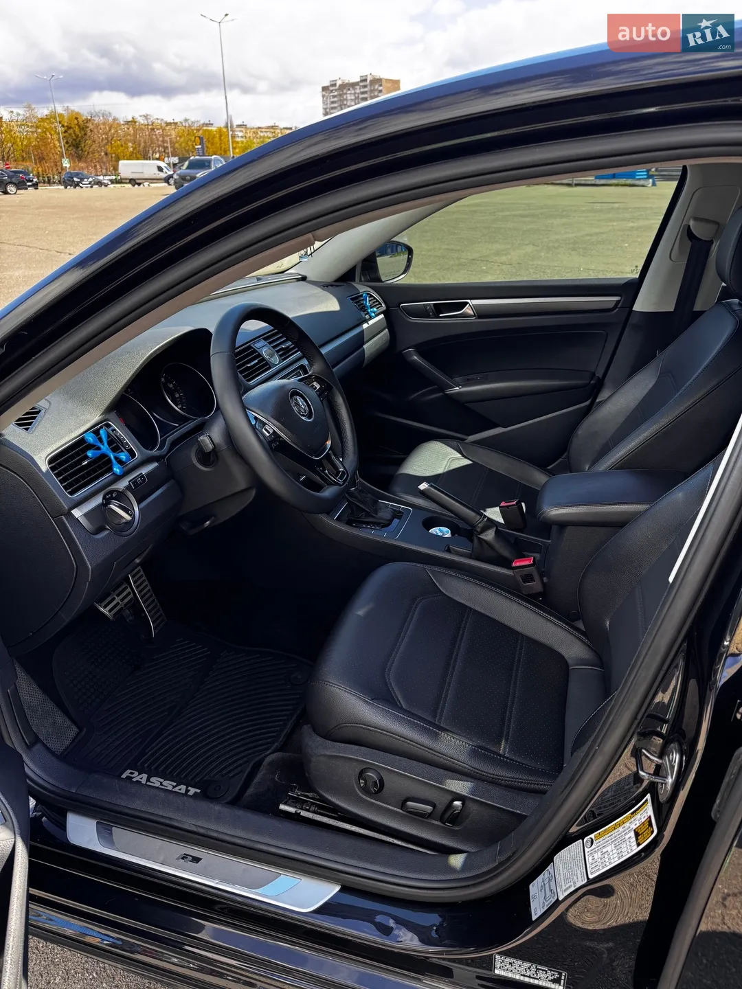 2017 Volkswagen Passat - мініатюра 15