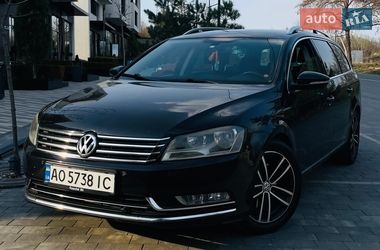 Універсал Volkswagen Passat 2011 в Ужгороді