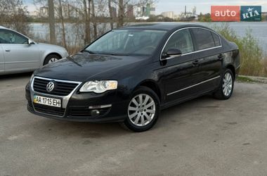 Седан Volkswagen Passat 2007 в Києві
