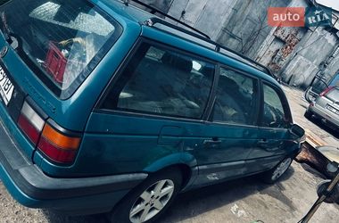 Универсал Volkswagen Passat 1989 в Одессе