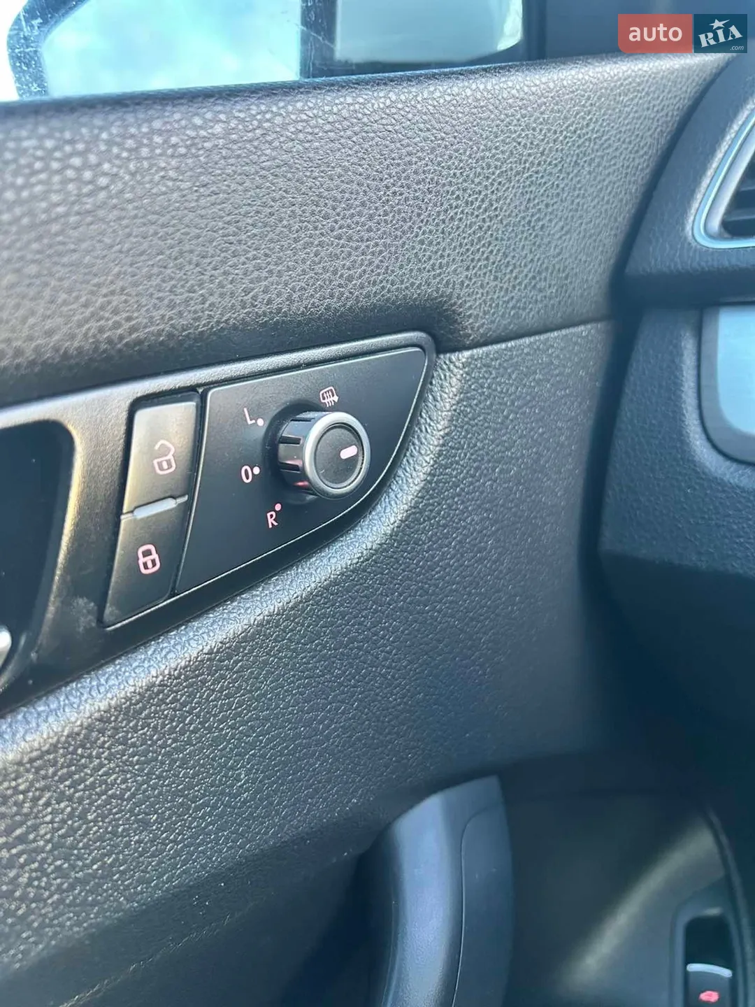 2013 Volkswagen Passat - мініатюра 11