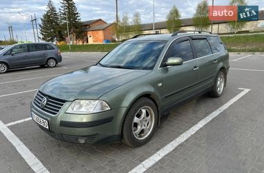 Универсал Volkswagen Passat 2002 в Ровно