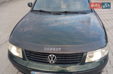 Седан Volkswagen Passat 1997 в Сколе