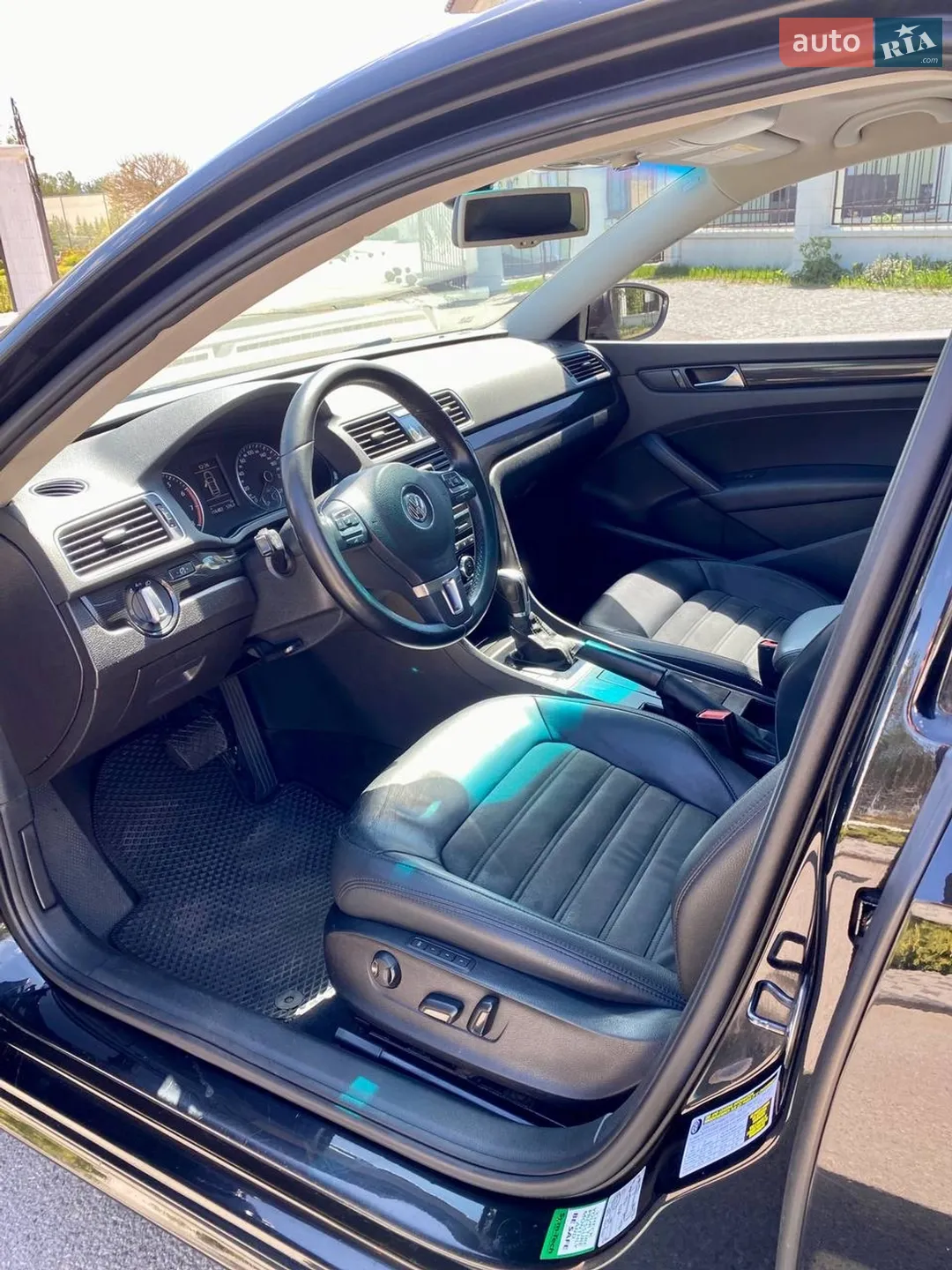 2011 Volkswagen Passat - мініатюра 17