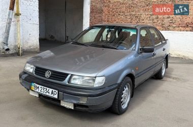 Седан Volkswagen Passat 1995 в Рівному