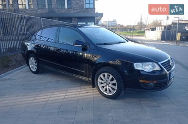 Седан Volkswagen Passat 2007 в Кропивницькому