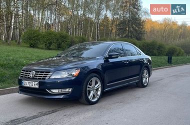 Седан Volkswagen Passat 2015 в Тернополе