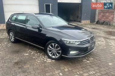 Универсал Volkswagen Passat 2020 в Луцке
