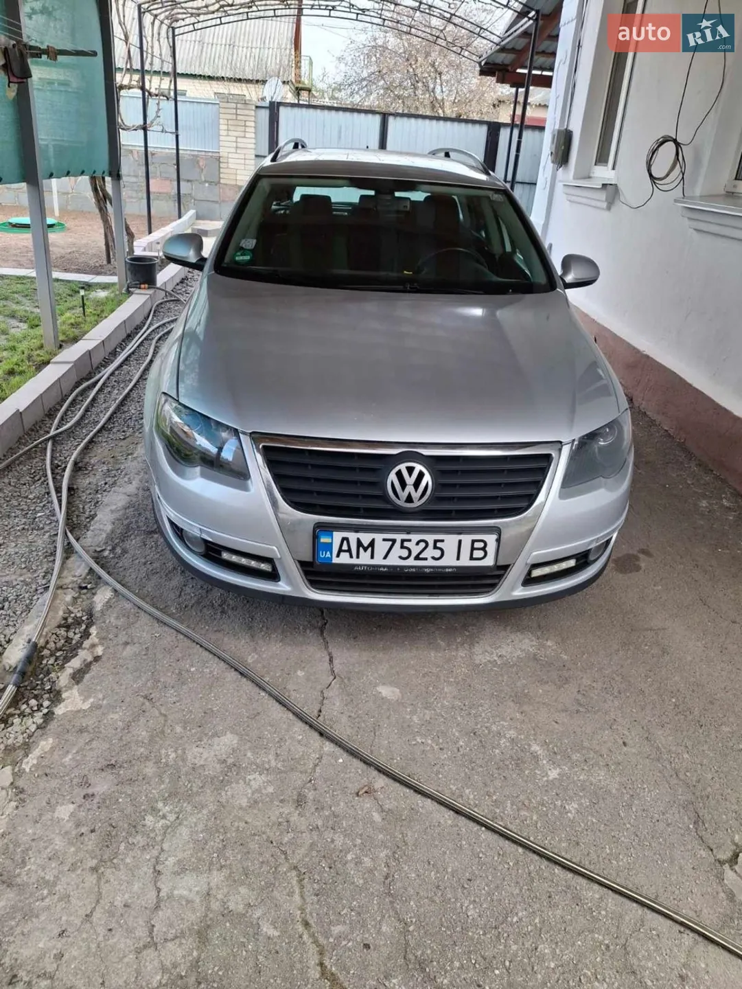 2010 Volkswagen Passat - фото 1