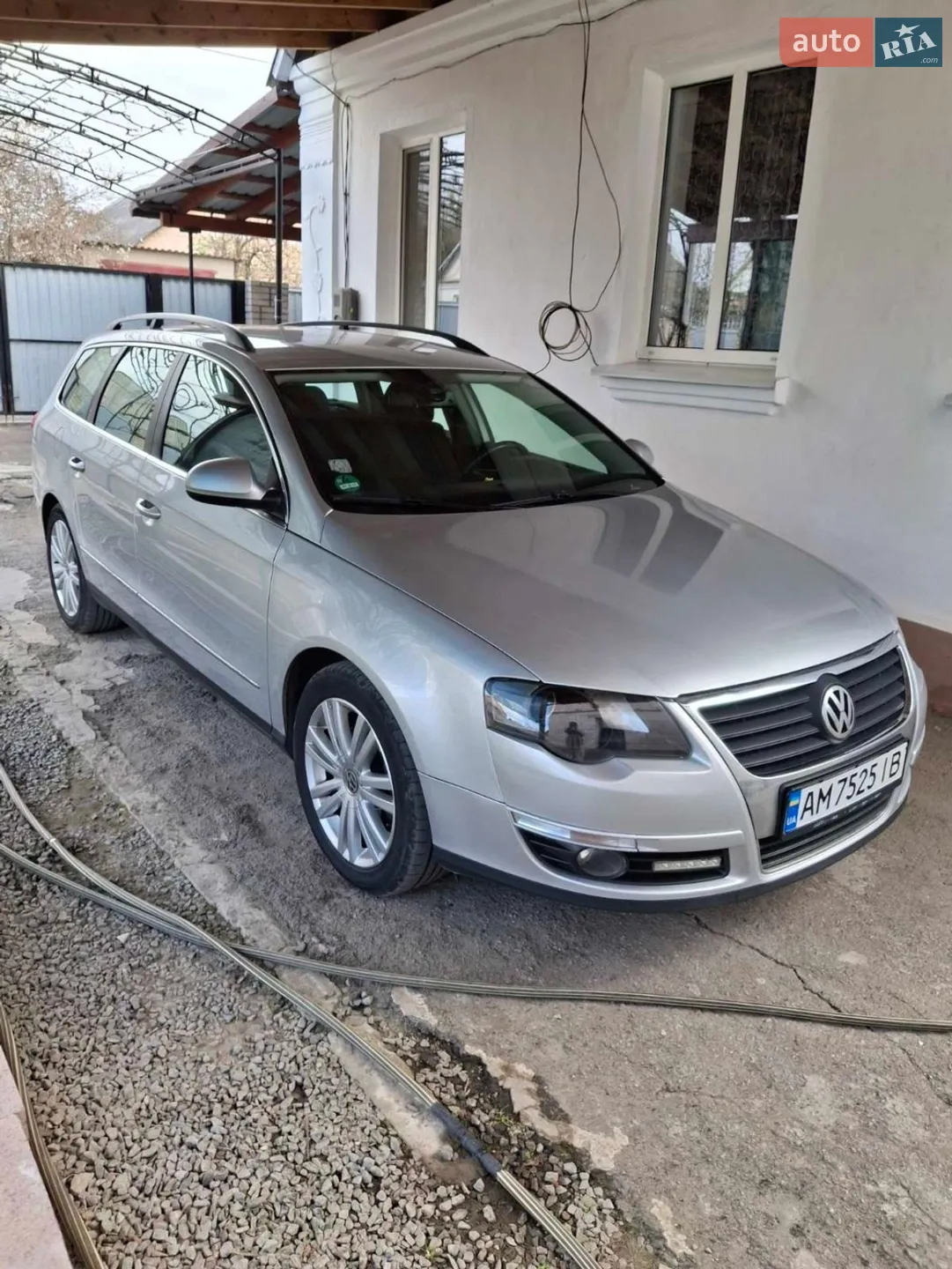 2010 Volkswagen Passat - мініатюра 3