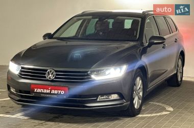 Універсал Volkswagen Passat 2015 в Києві