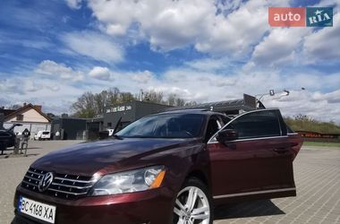 Седан Volkswagen Passat 2013 в Львове