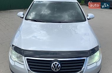 Універсал Volkswagen Passat 2010 в Рудниках