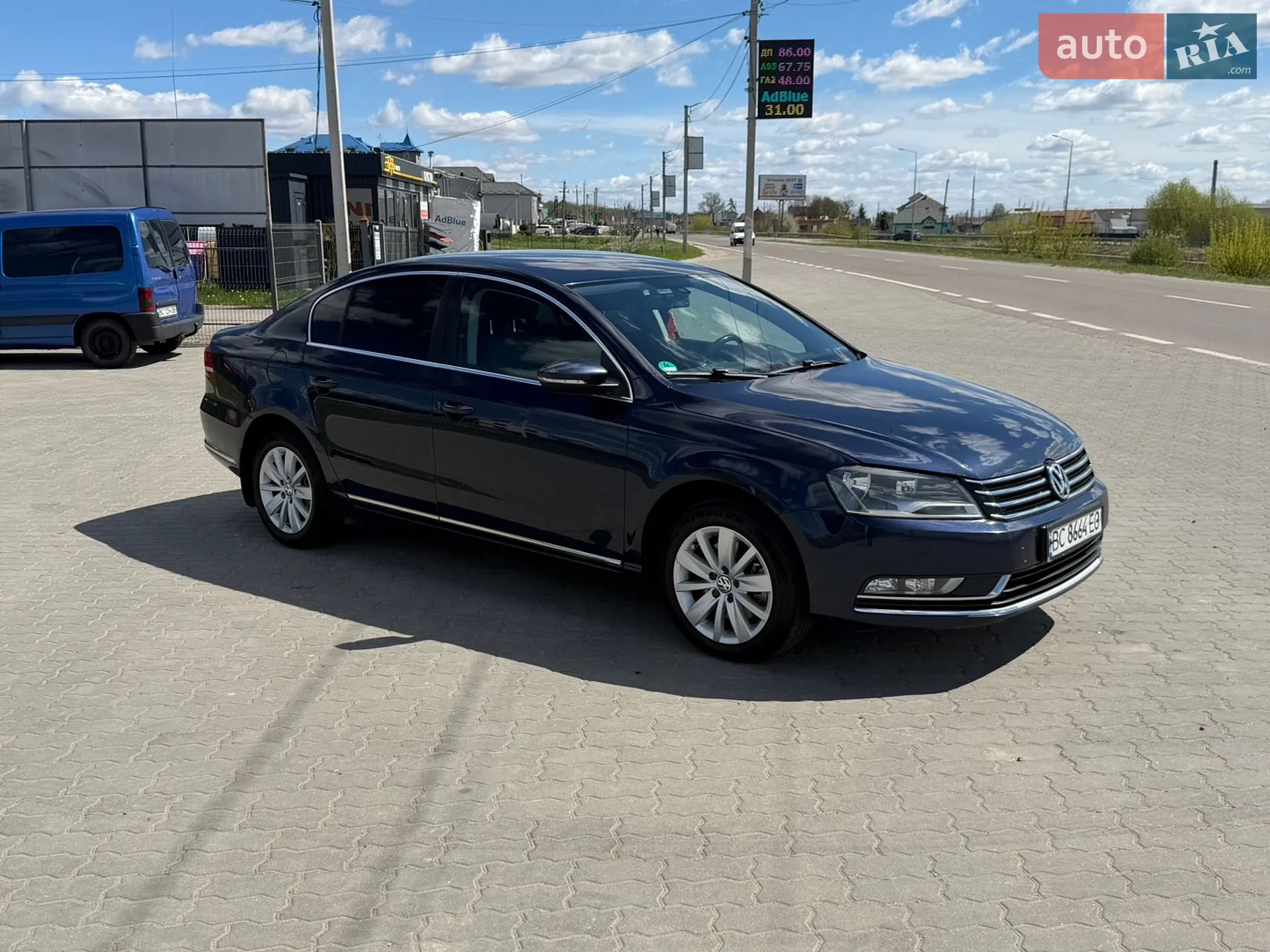 2012 Volkswagen Passat - мініатюра 2