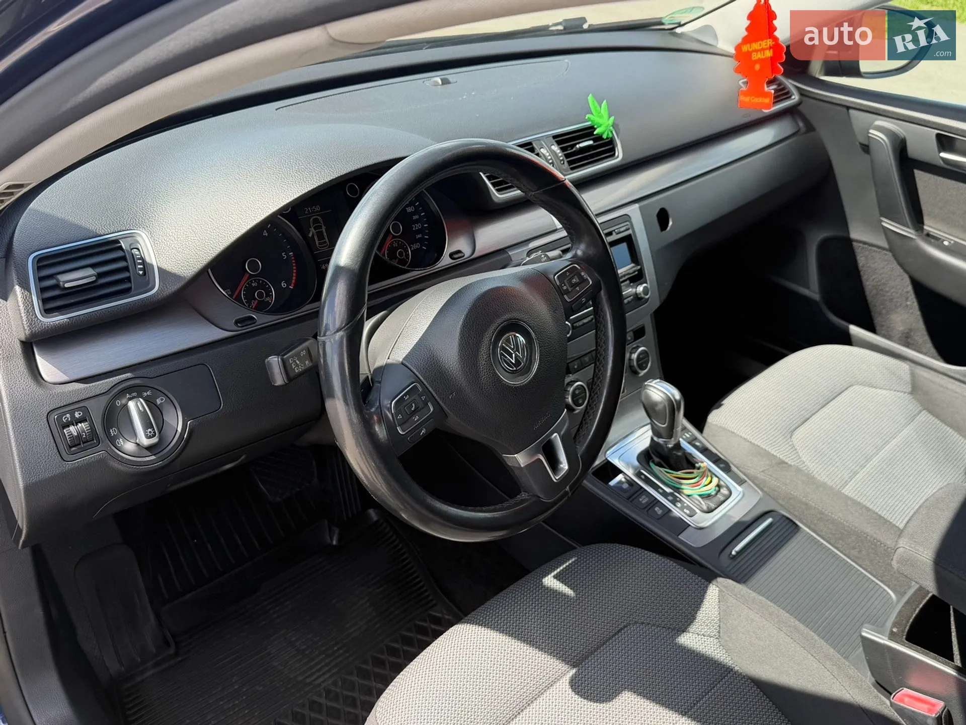 2012 Volkswagen Passat - мініатюра 7