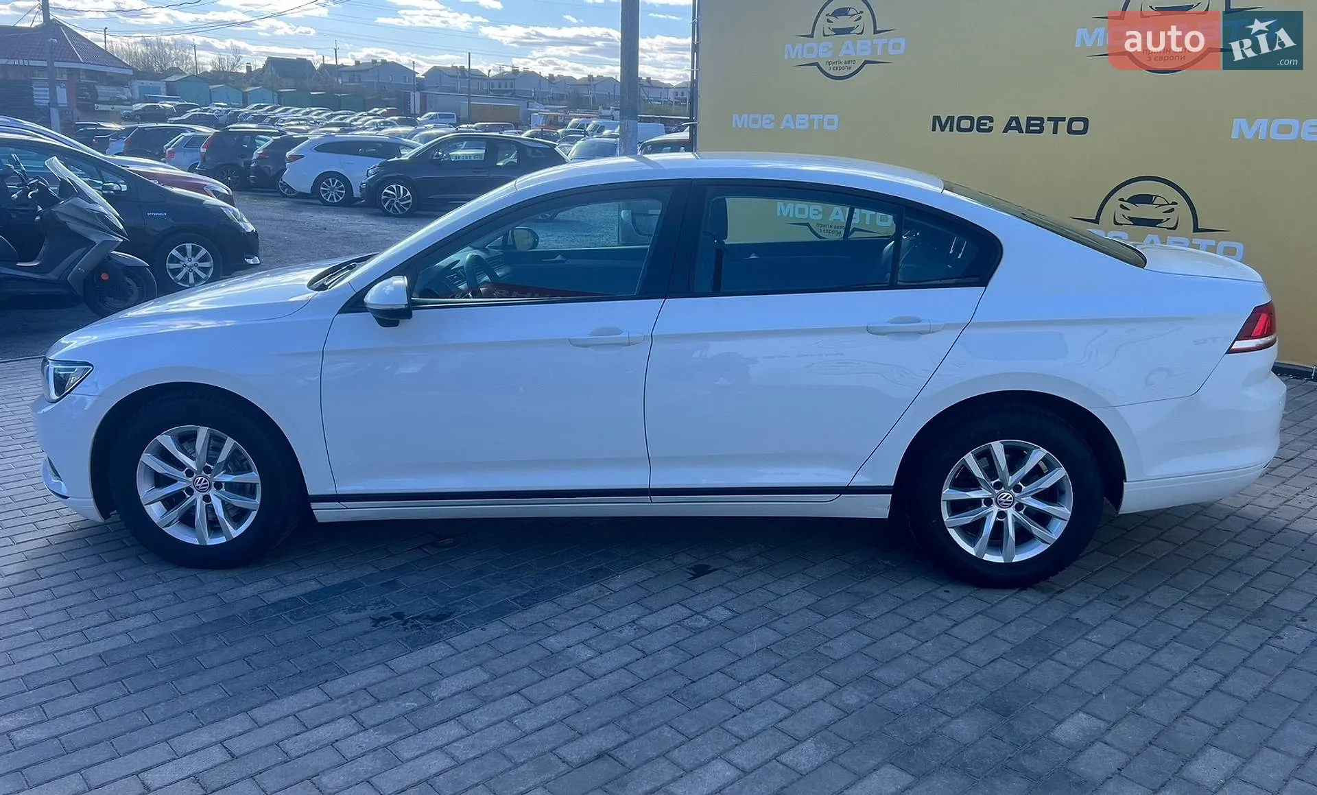 2017 Volkswagen Passat - мініатюра 5