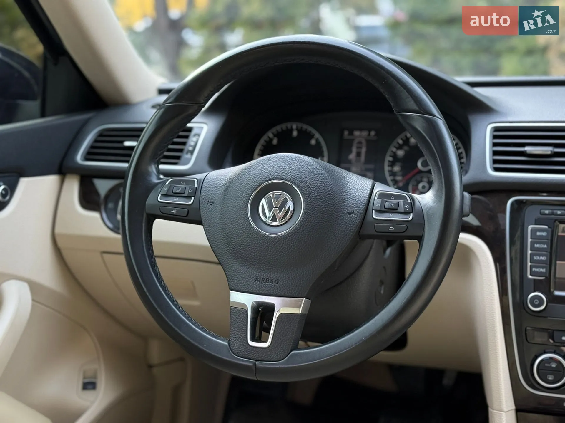 2014 Volkswagen Passat - мініатюра 47
