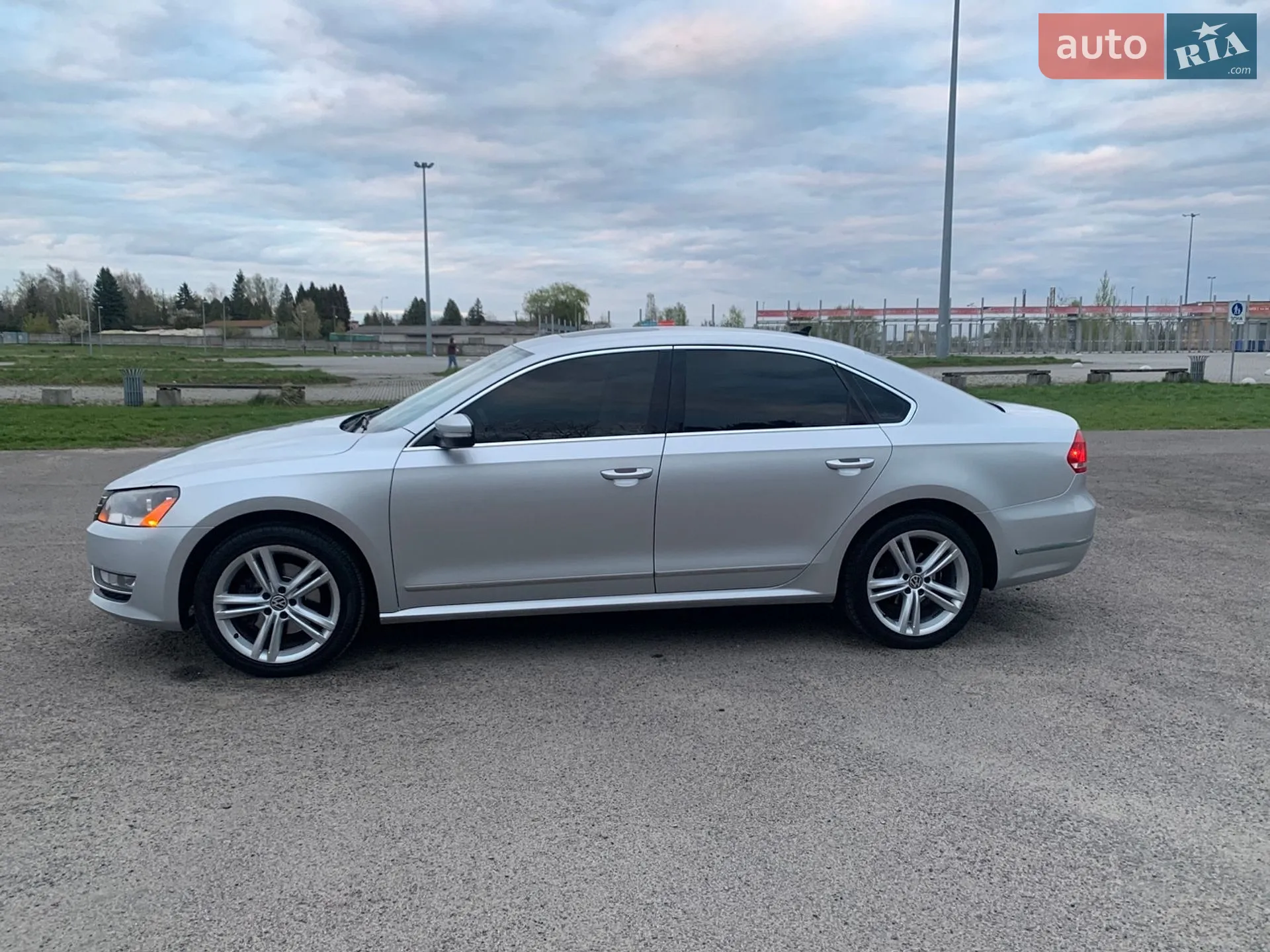 2014 Volkswagen Passat - мініатюра 2