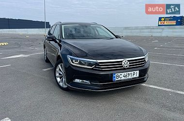 Универсал Volkswagen Passat 2015 в Львове