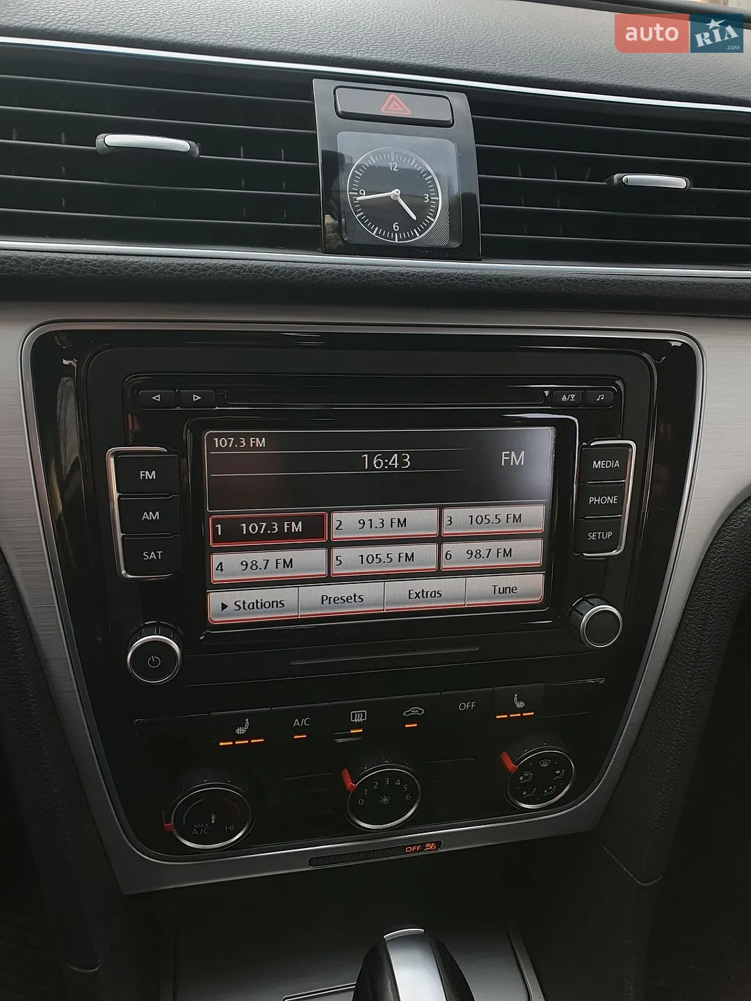 2015 Volkswagen Passat - мініатюра 14