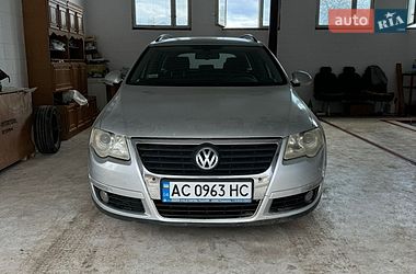 Універсал Volkswagen Passat 2006 в Вараші