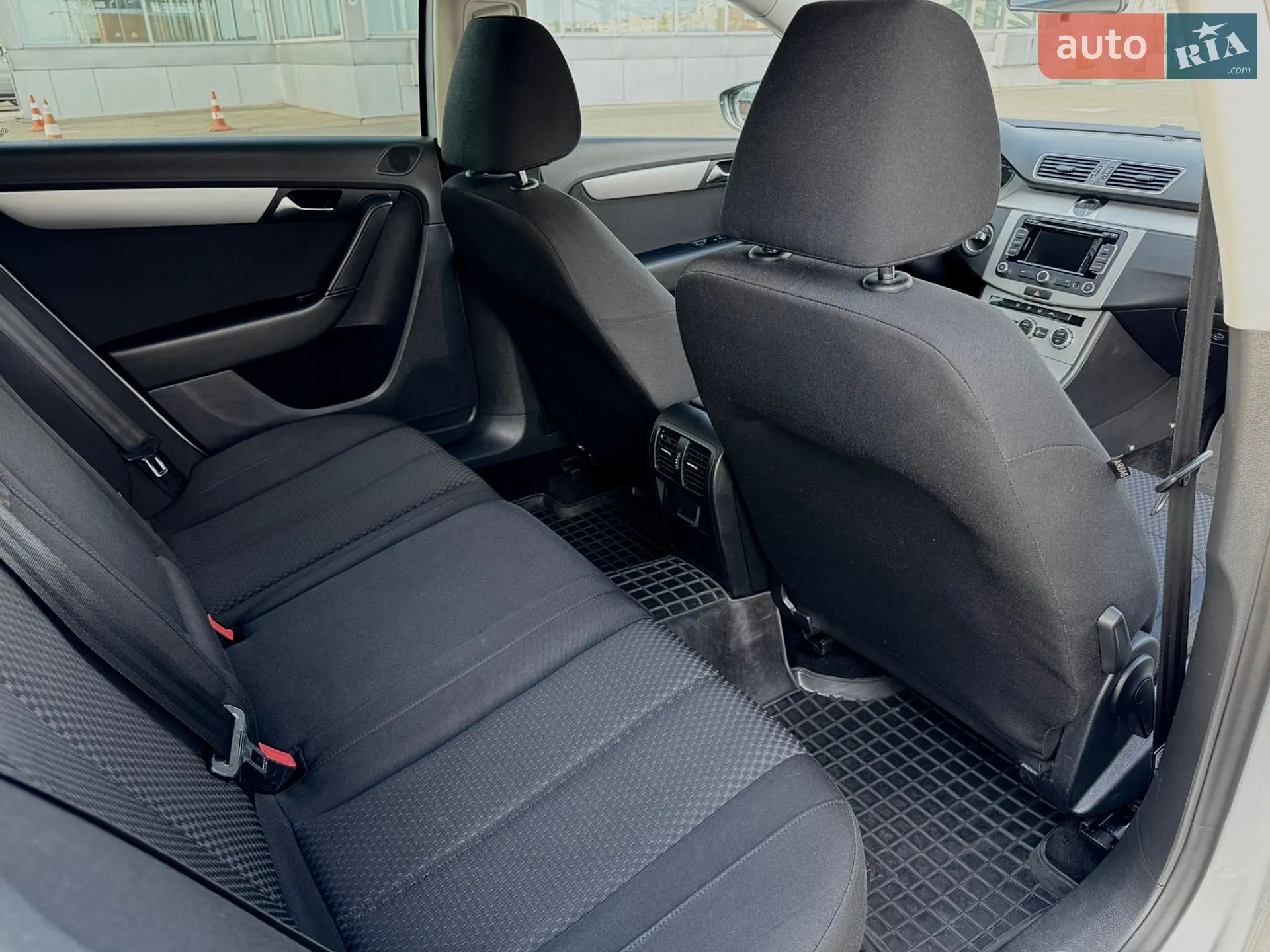2013 Volkswagen Passat - мініатюра 9