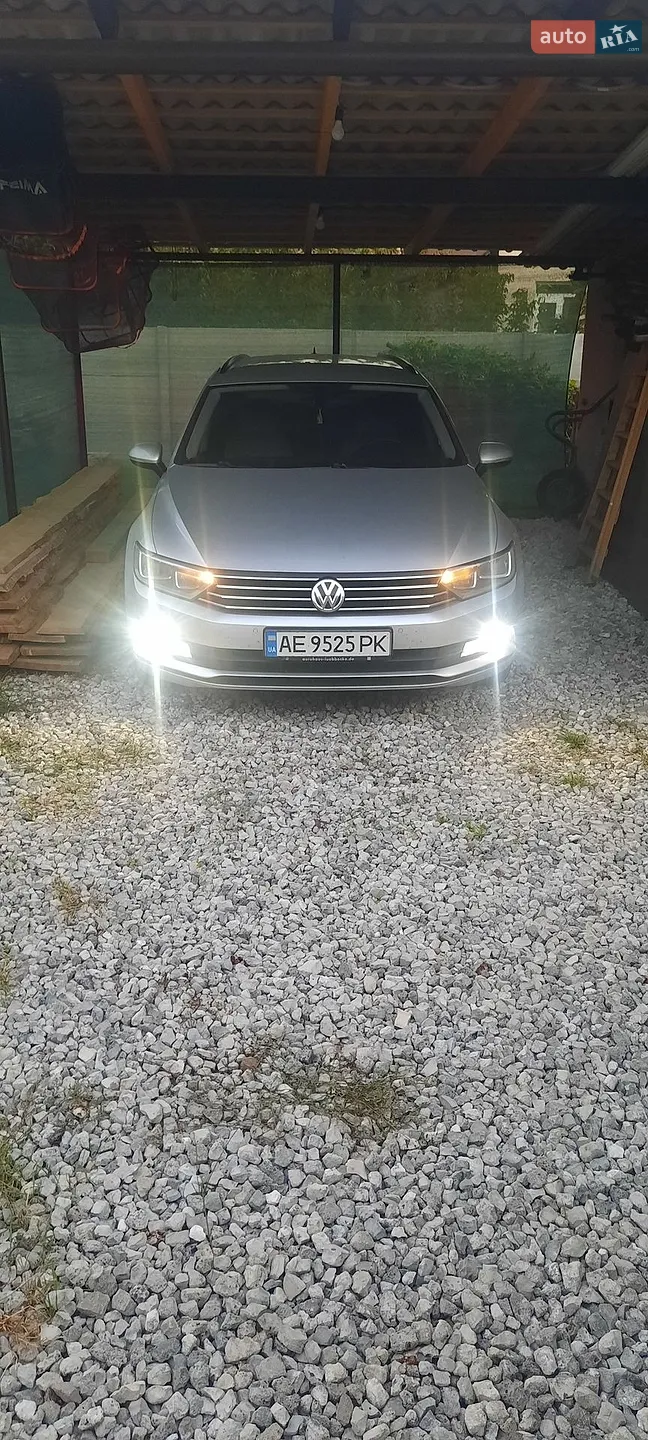 2015 Volkswagen Passat - мініатюра 18