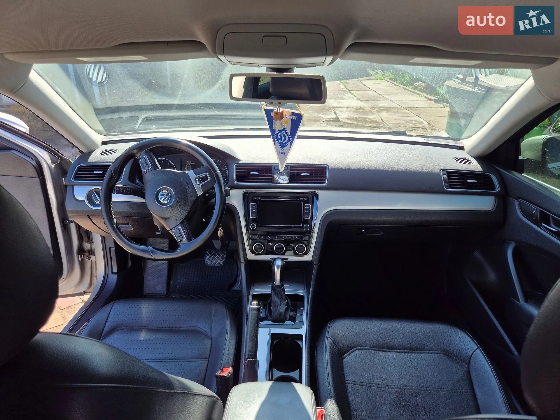 2011 Volkswagen Passat - мініатюра 4
