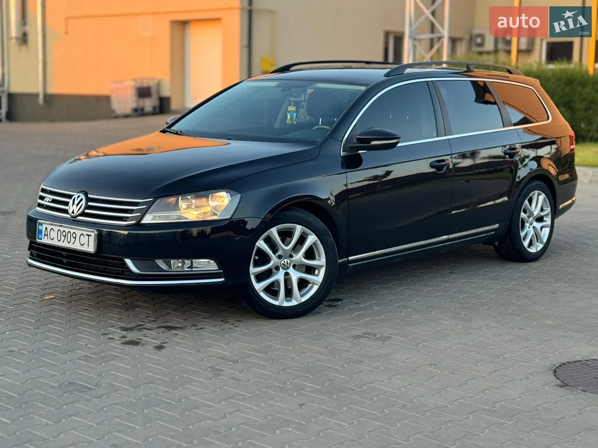 2010 Volkswagen Passat - мініатюра 65