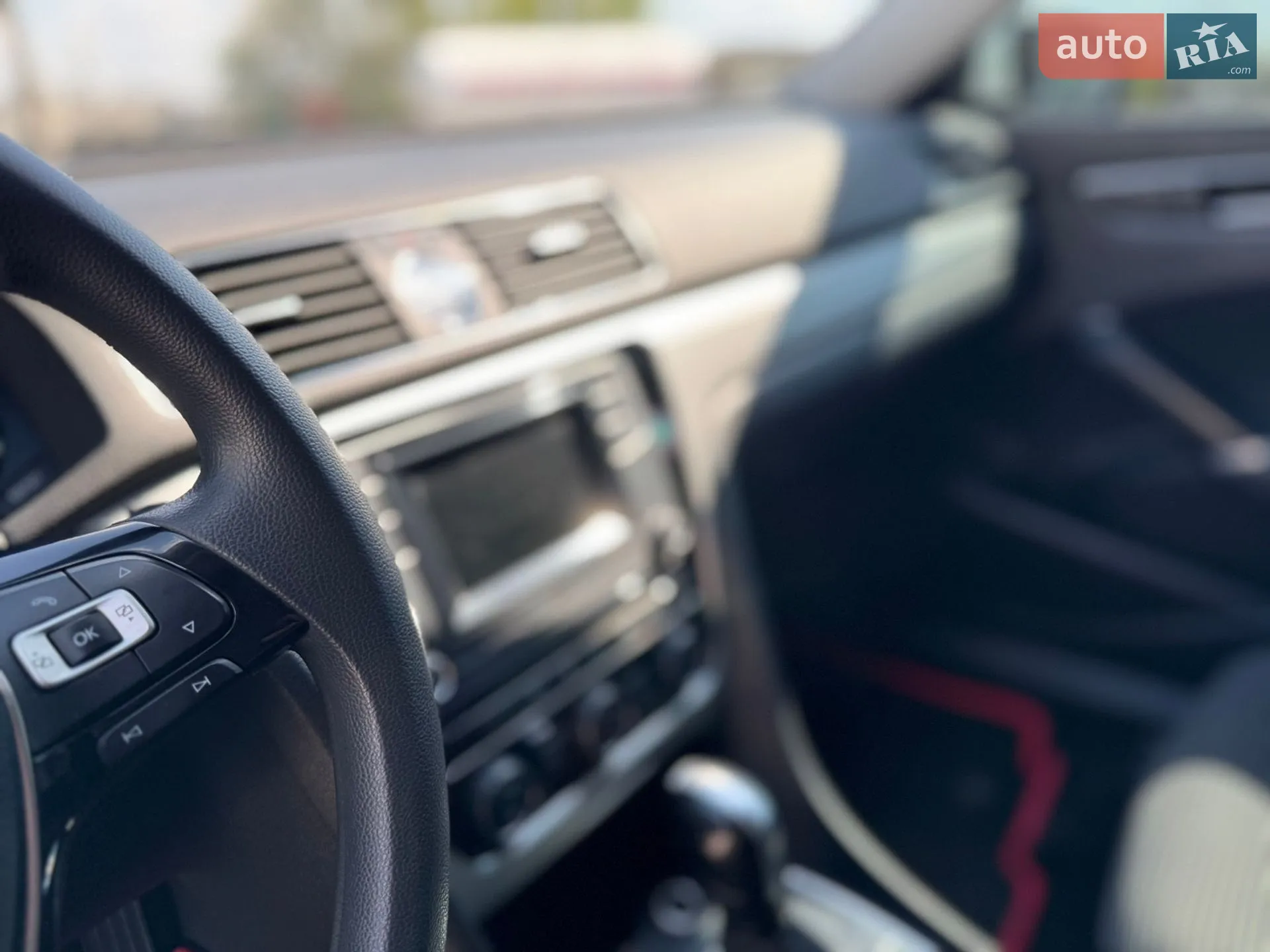 2016 Volkswagen Passat - мініатюра 44
