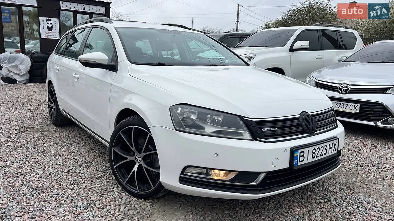 2011 Volkswagen Passat - мініатюра 9