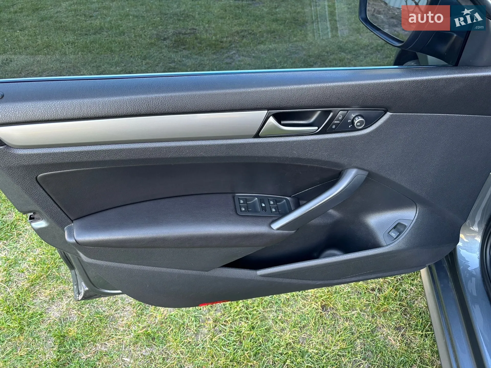 2015 Volkswagen Passat - мініатюра 27