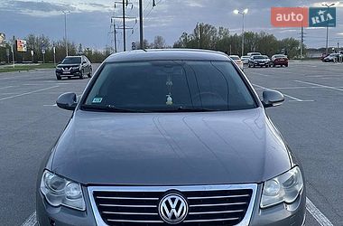 Седан Volkswagen Passat 2007 в Киеве
