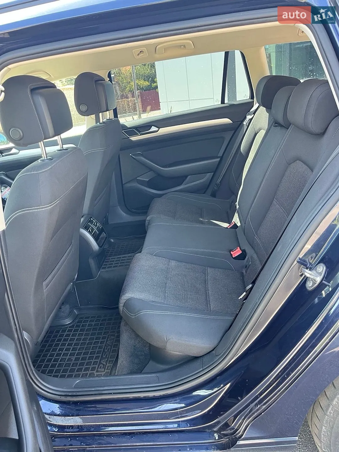 2015 Volkswagen Passat - мініатюра 5