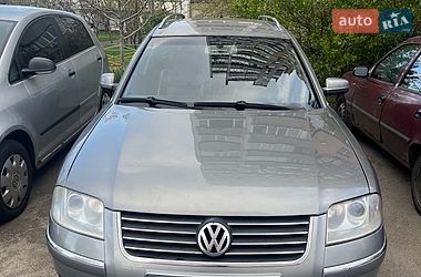 Универсал Volkswagen Passat 2003 в Киеве