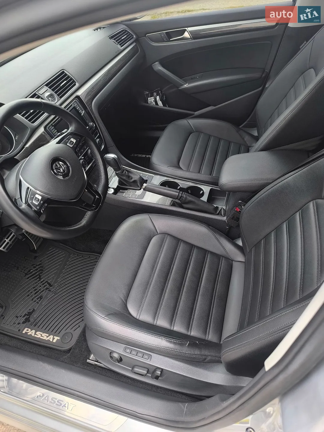 2017 Volkswagen Passat - мініатюра 21